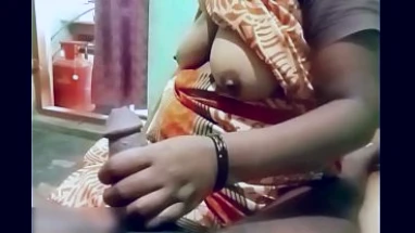 Indian aunty handjob forming boy cock