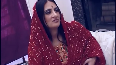 Cute indian girl is doing a porn casting to raise money for her ill stepsister