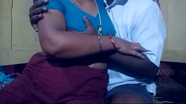 tamil village beauty aunty romance with young man