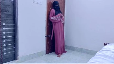 Shy Indian Hijabi girlfriend first time mast chudai
