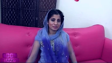 Desi slut gets blacked by her first enormous BBC