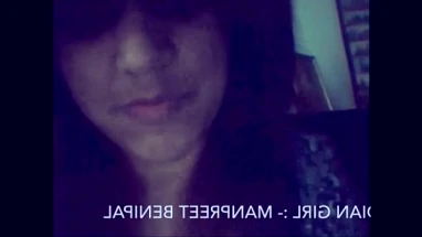 desi punjabi girl manpreet showing herself on cam
