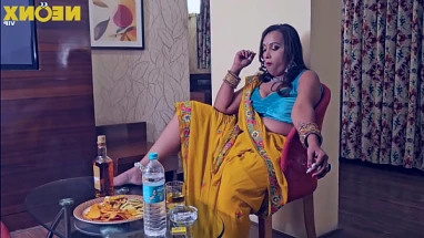 HUNGRY HOT DESI BHABHI HARDCORE SEX WITH YOUNG BOY HARDCORE SEX IN HOTEL