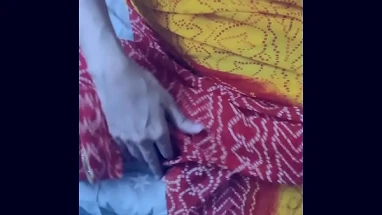 Indian Hot Sexy Sari Aunty fucked by a Young Guy